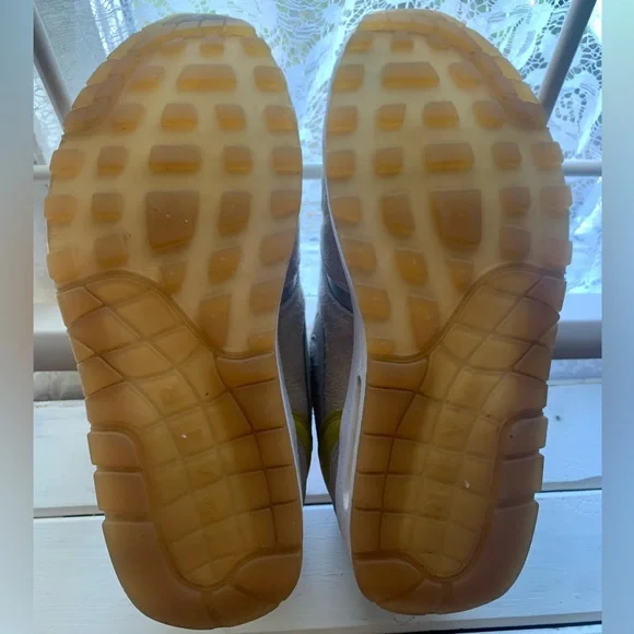 Women’s Nike Air Max 1 PRM Size 7/38 string Sunset Glow, tan, peach and silver - Picture 3 of 7